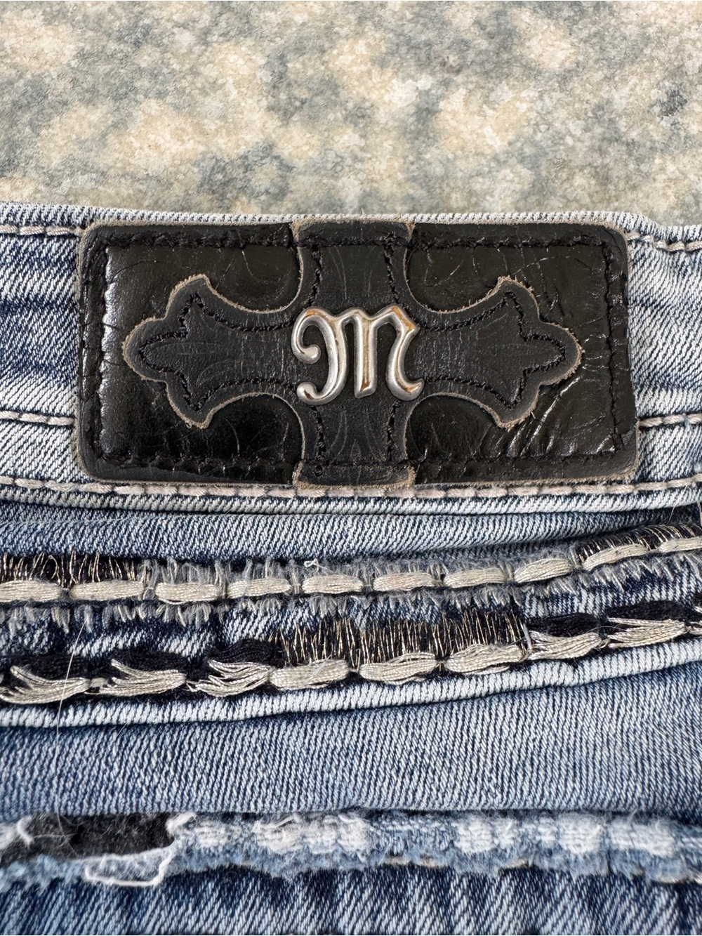 Miss Me Signature Embroidered Embellished Denim Shorts - 32 - Picture 10 of 13